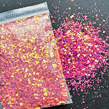 glitters